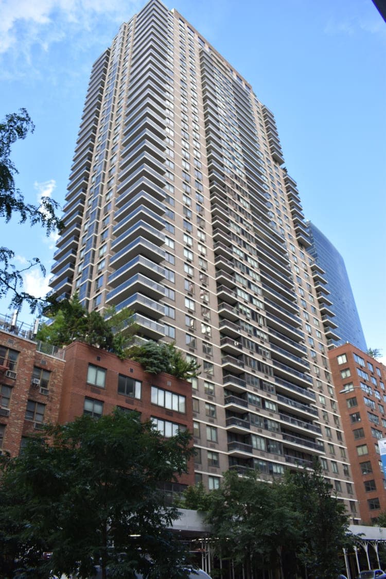 515 East 72nd